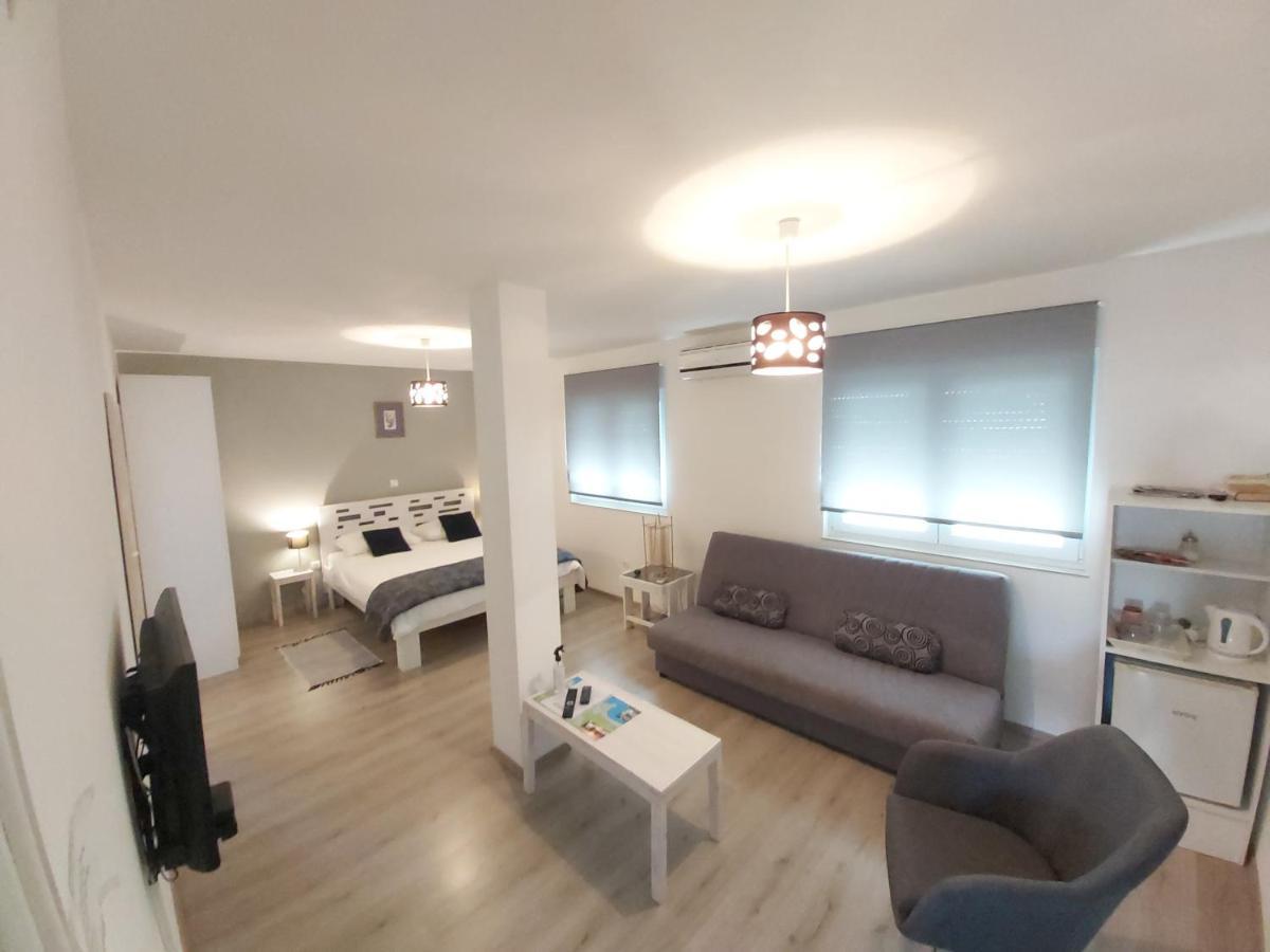 Guest House Dragic Задар Стая снимка